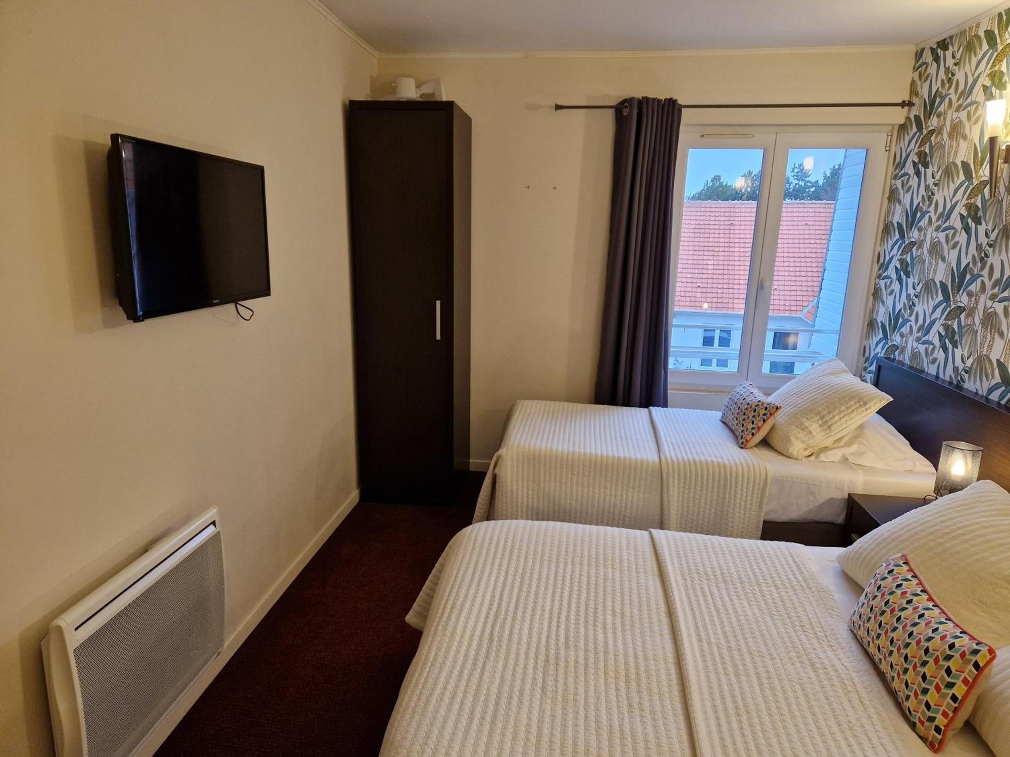 Hotel Bal Tournehem Exteriör bild